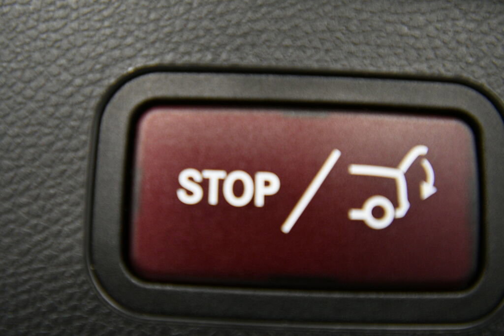 Used 2019 Mercedes-Benz GLA 250 4MATIC image 25