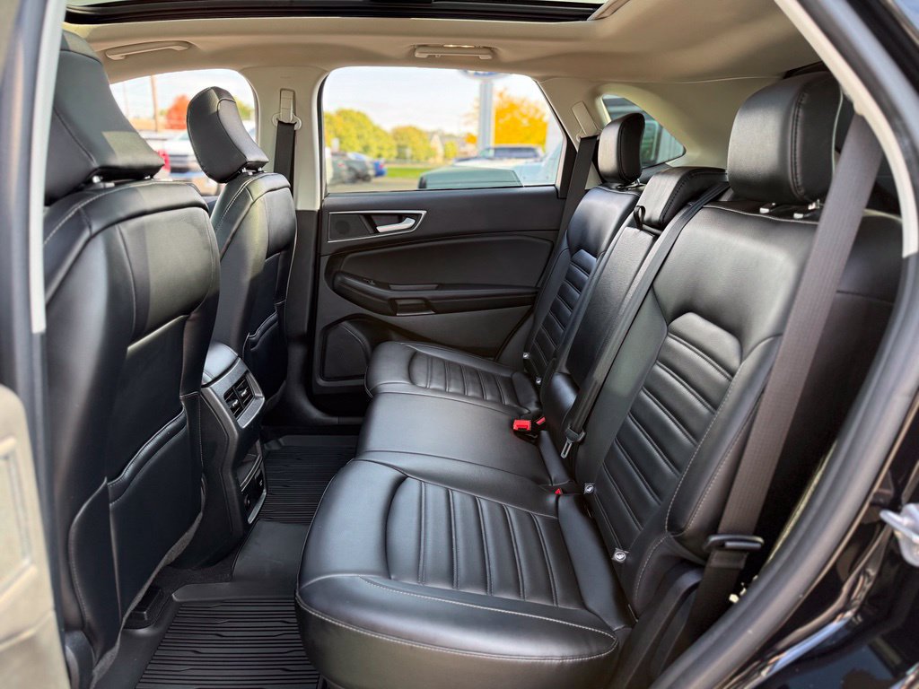 Certified 2024 Ford Edge SEL w/ Convenience Package AWD/4WD image 14