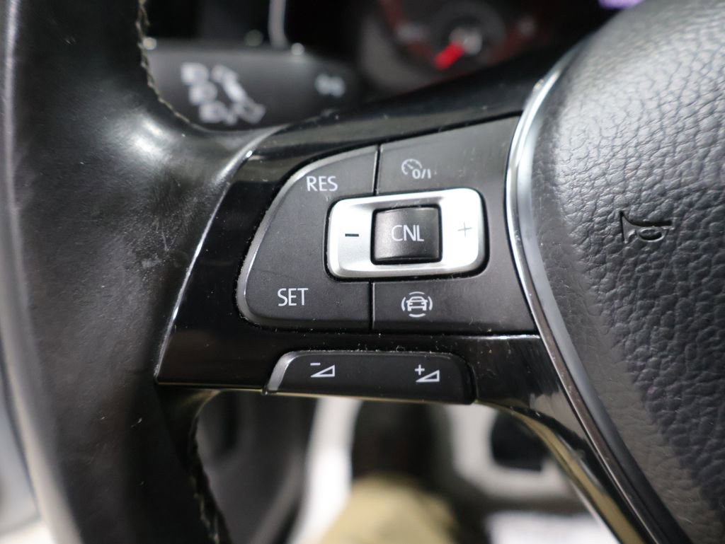 Used 2019 Volkswagen Jetta R-Line image 33