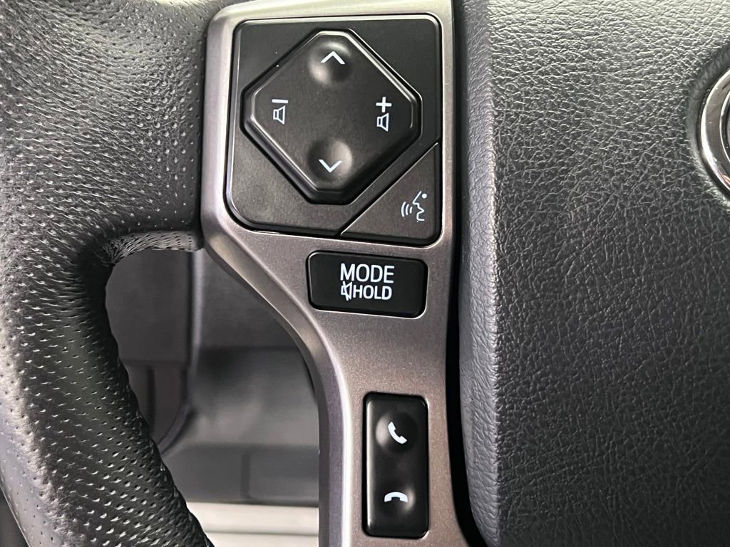 Used 2020 Toyota Tacoma SR5 image 30