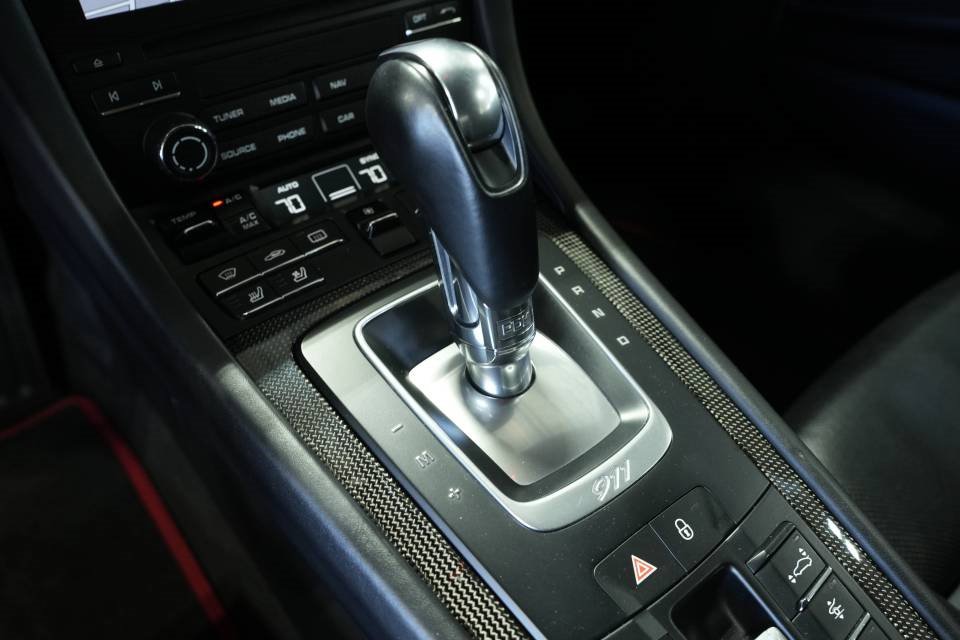 Used 2019 Porsche 911 Turbo image 25