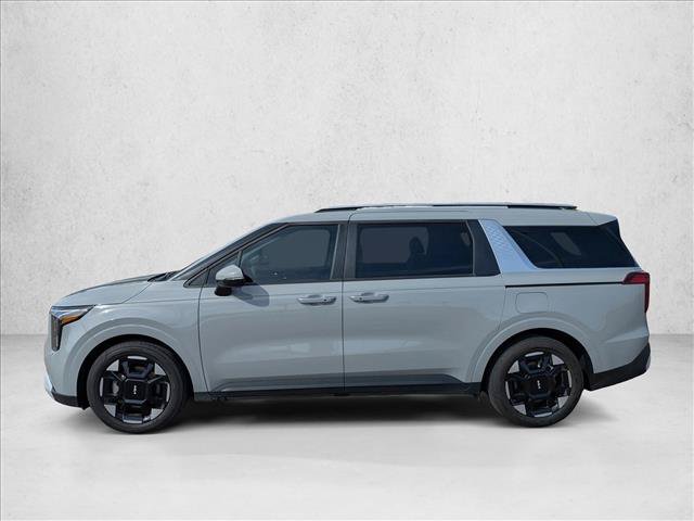 Used 2025 Kia Carnival EX FWD image 8