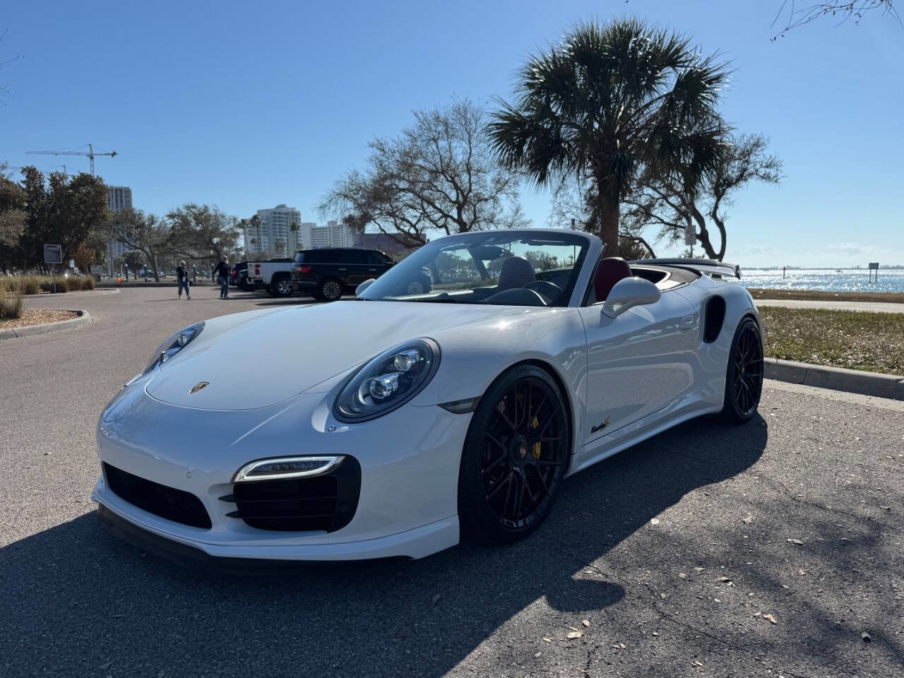 Used 2015 Porsche 911 Turbo S image 6