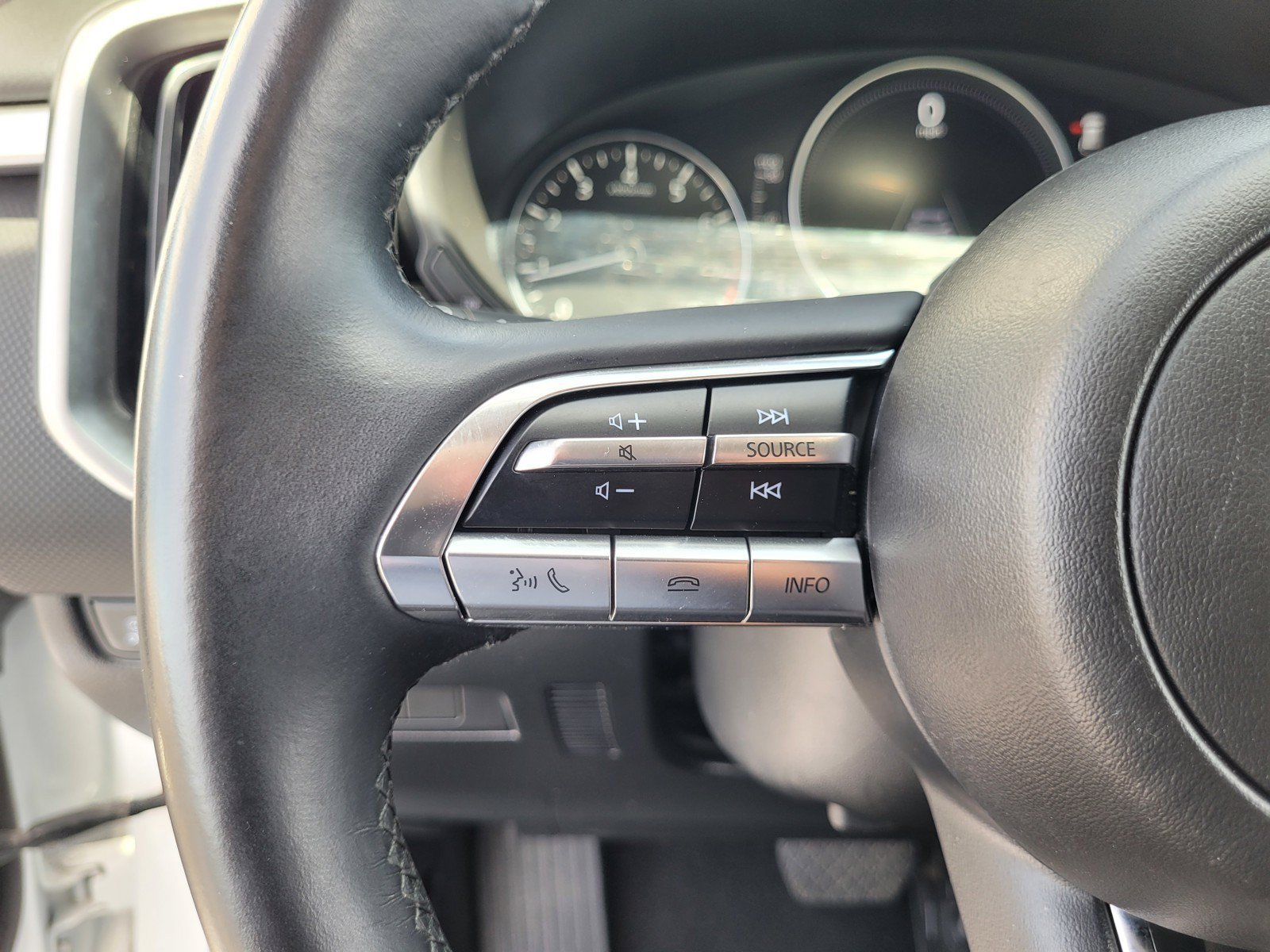 Used 2025 MAZDA CX-50 AWD 2.5 S w/ Preferred Package image 23