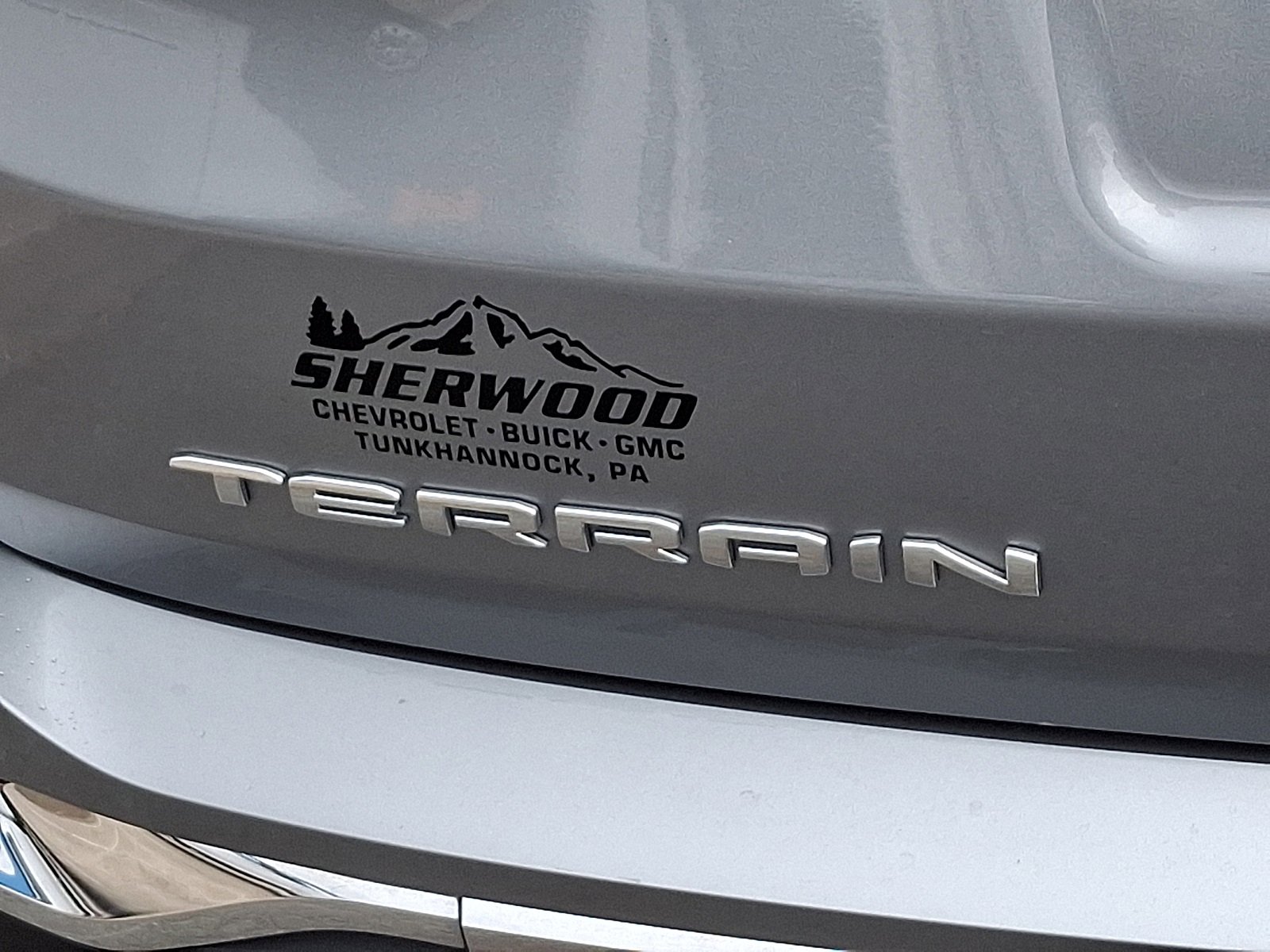 Used 2024 GMC Terrain SLT w/ Infotainment Package II image 31