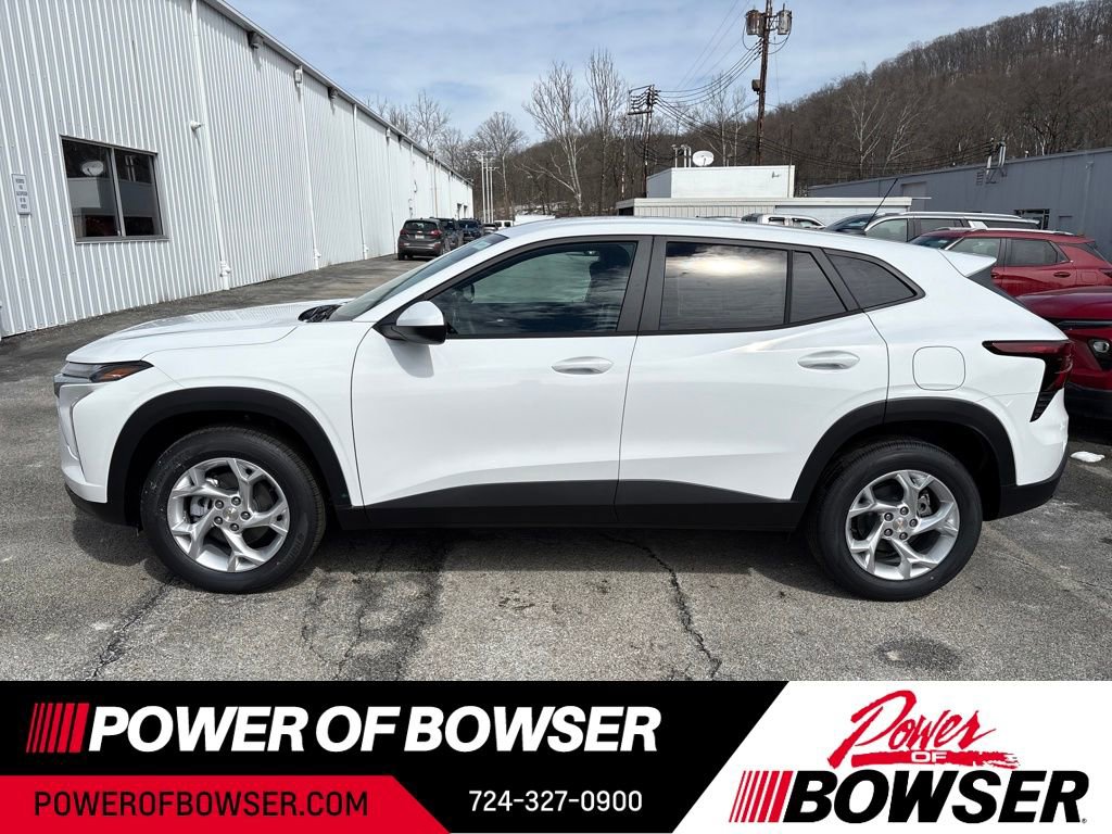 New 2026 Chevrolet Trax LS w/ LS Convenience Package image 2