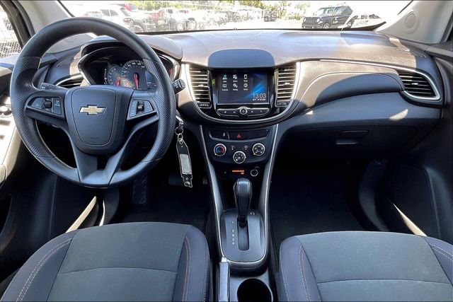 Used 2017 Chevrolet Trax LS w/ Fleet Convenience Package AWD/4WD image 14