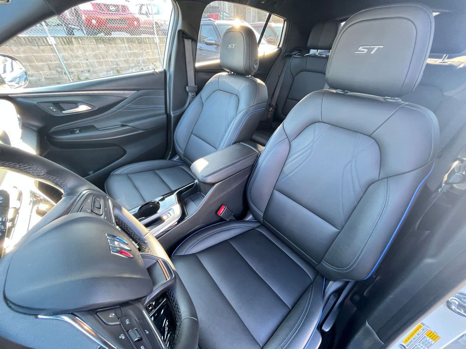 Used 2025 Buick Envista Sport Touring FWD image 35