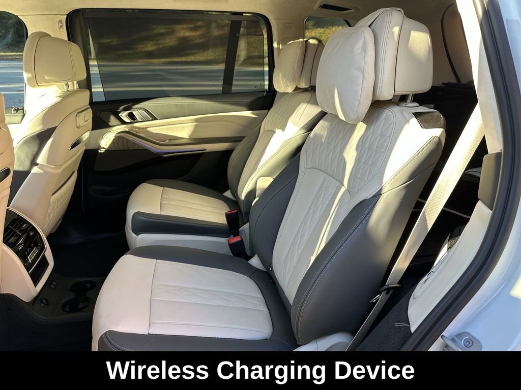 Used 2023 BMW X7 xDrive40i image 29