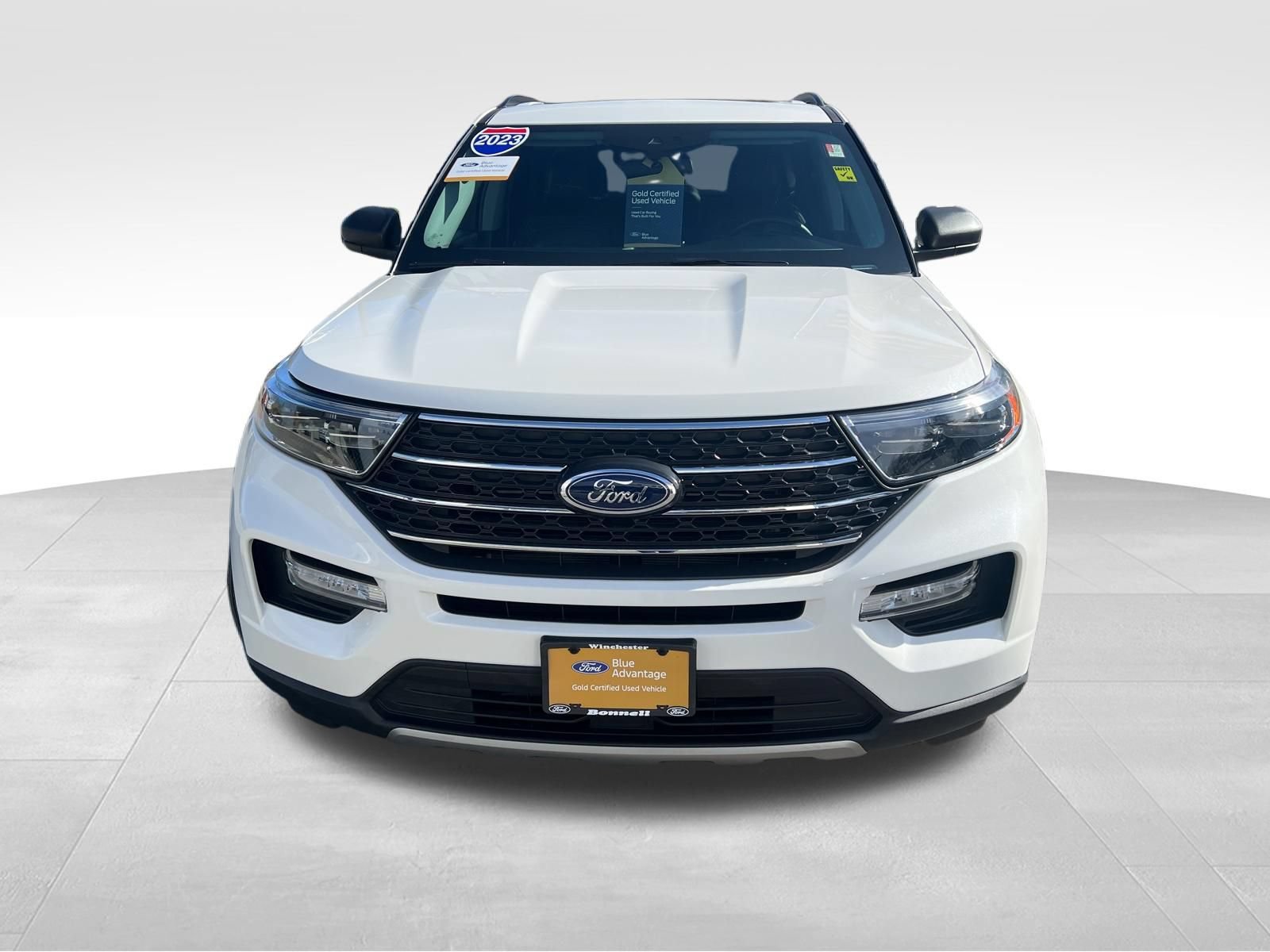 Certified 2023 Ford Explorer XLT w/ Equipment Group 202A AWD/4WD image 9