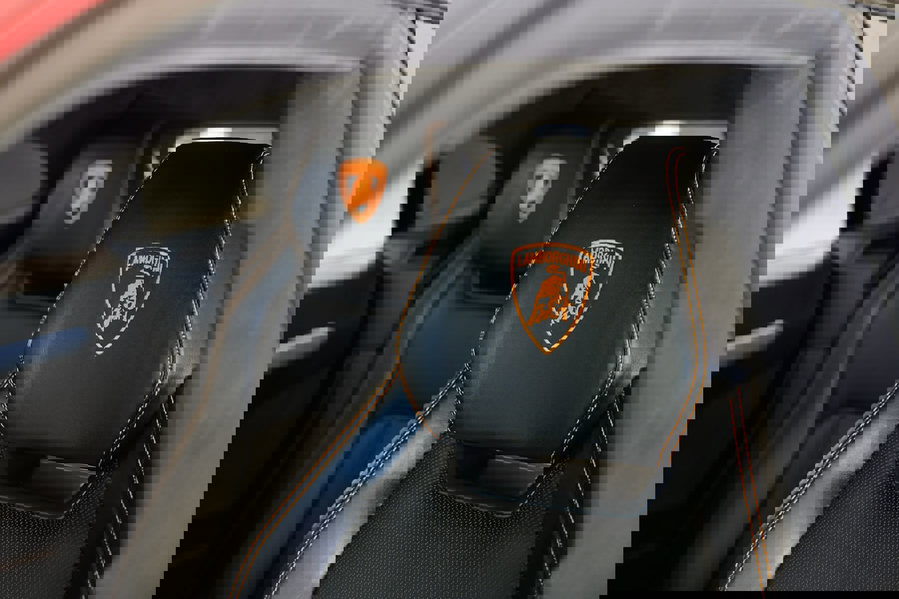 Used 2019 Lamborghini Urus image 24