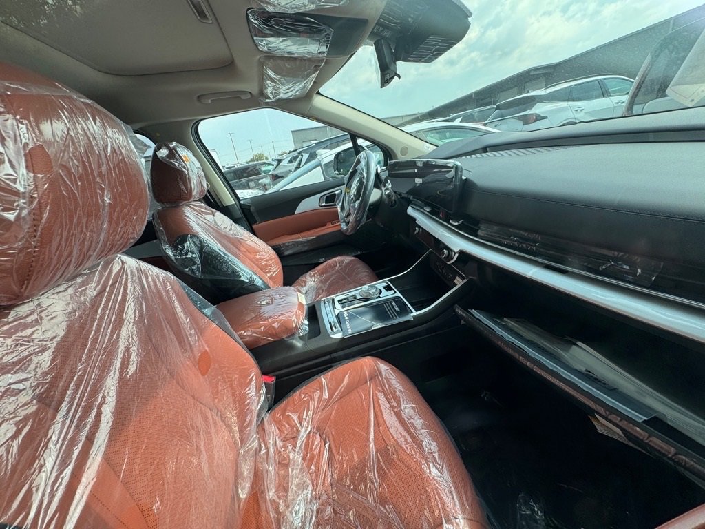 New 2026 Kia Carnival SX Prestige image 3