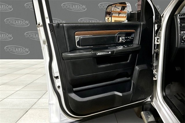 Used 2017 RAM 3500 Laramie image 12