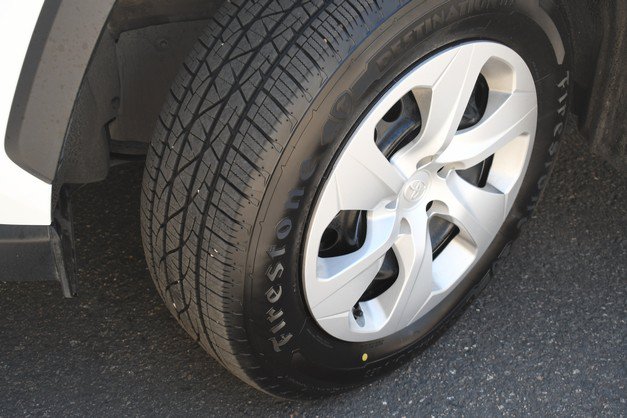 Certified 2024 Toyota RAV4 LE AWD/4WD image 11