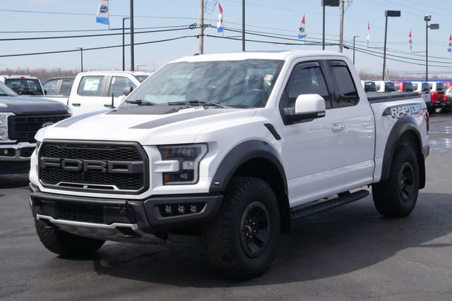 Used 2017 Ford F150 Raptor w/ Equipment Group 802A Luxury image 9