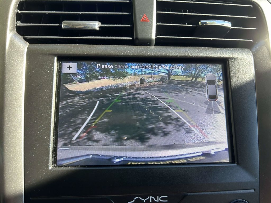 Used 2019 Ford Fusion SEL FWD image 14