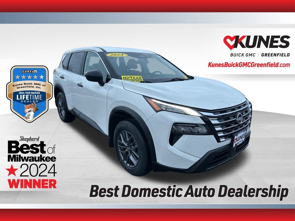 Used 2024 Nissan Rogue S image 1