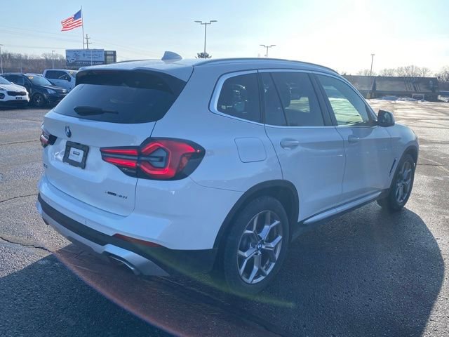 Used 2022 BMW X3 xDrive30i image 4