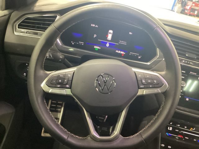 Certified 2023 Volkswagen Tiguan SE R-Line AWD/4WD image 8
