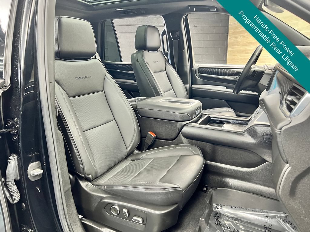 Used 2023 GMC Yukon Denali w/ LPO, Floor Liner Package AWD/4WD image 8