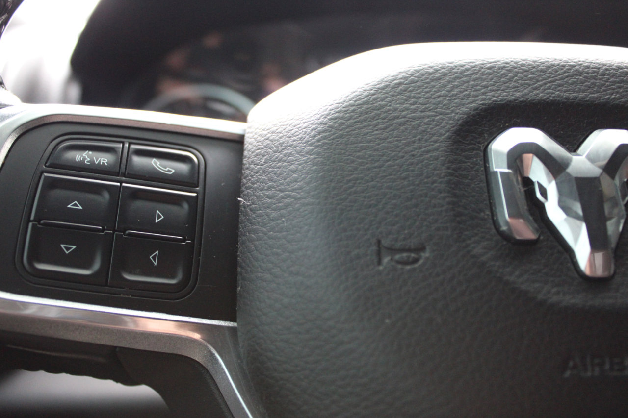 Used 2019 RAM 2500 Laramie w/ Night Edition image 20
