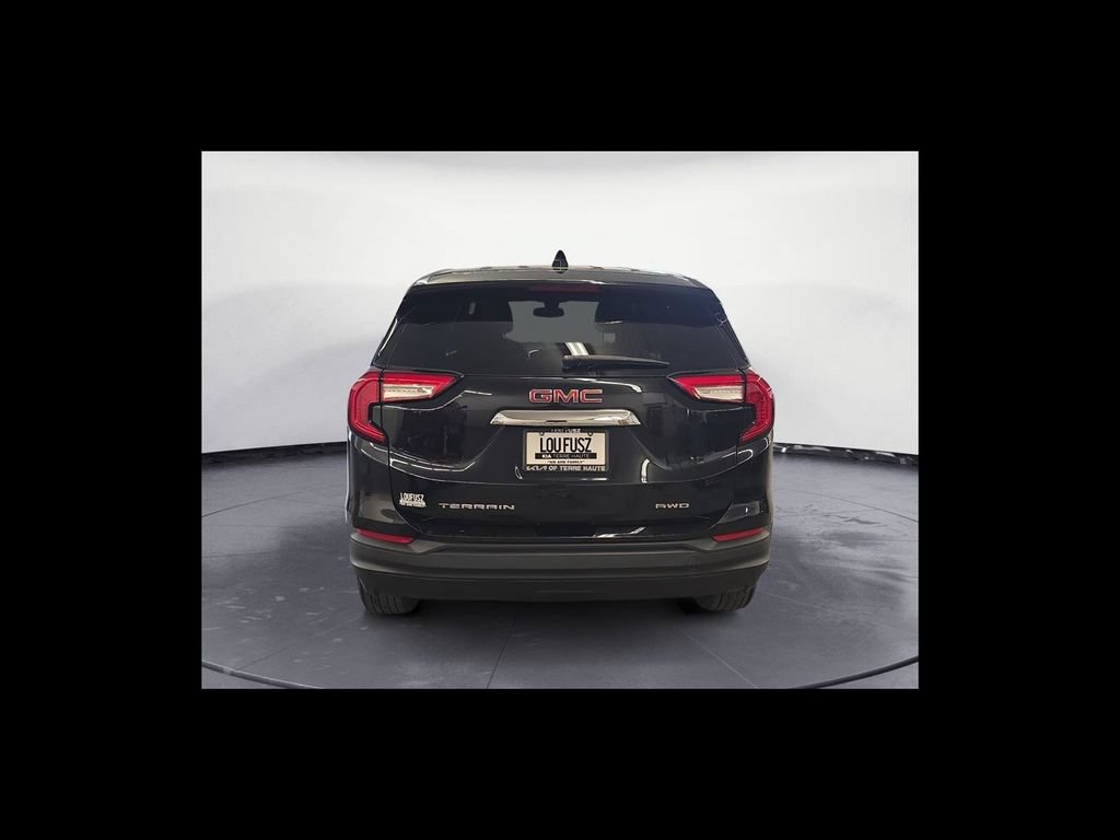 Used 2023 GMC Terrain SLE AWD/4WD image 5