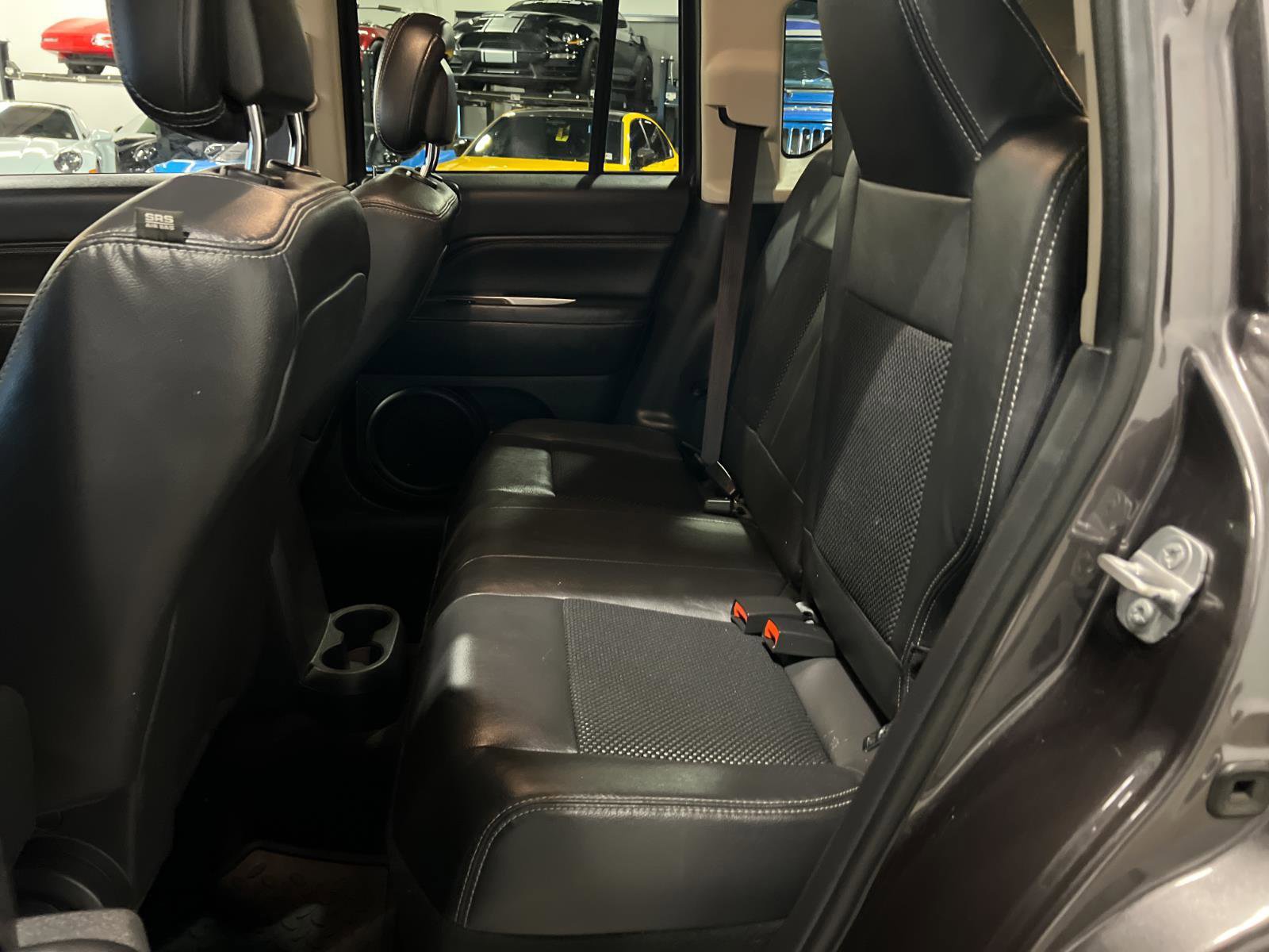 Used 2014 Jeep Compass Latitude AWD/4WD image 23