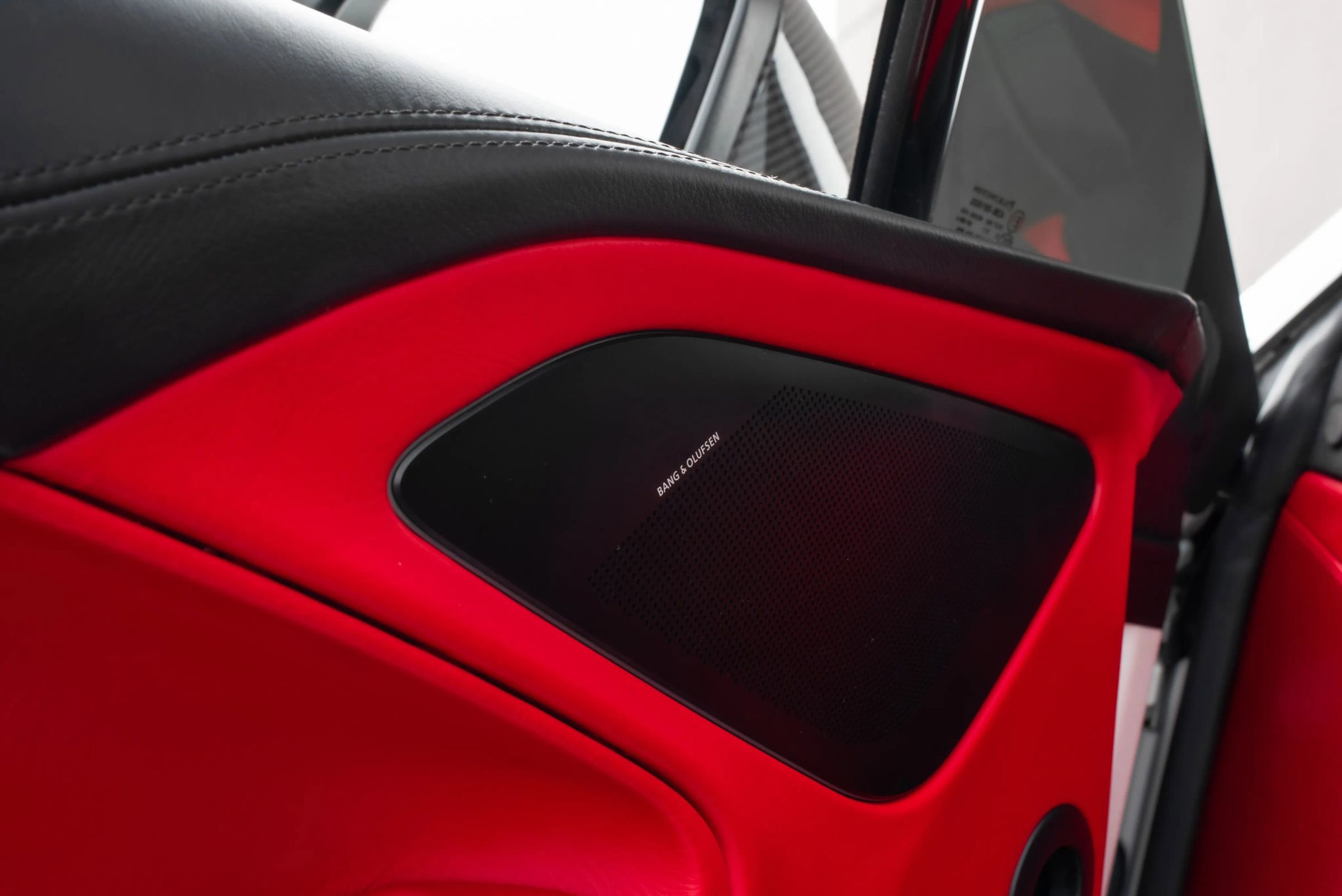 Used 2014 Aston Martin Vanquish Coupe RWD image 24