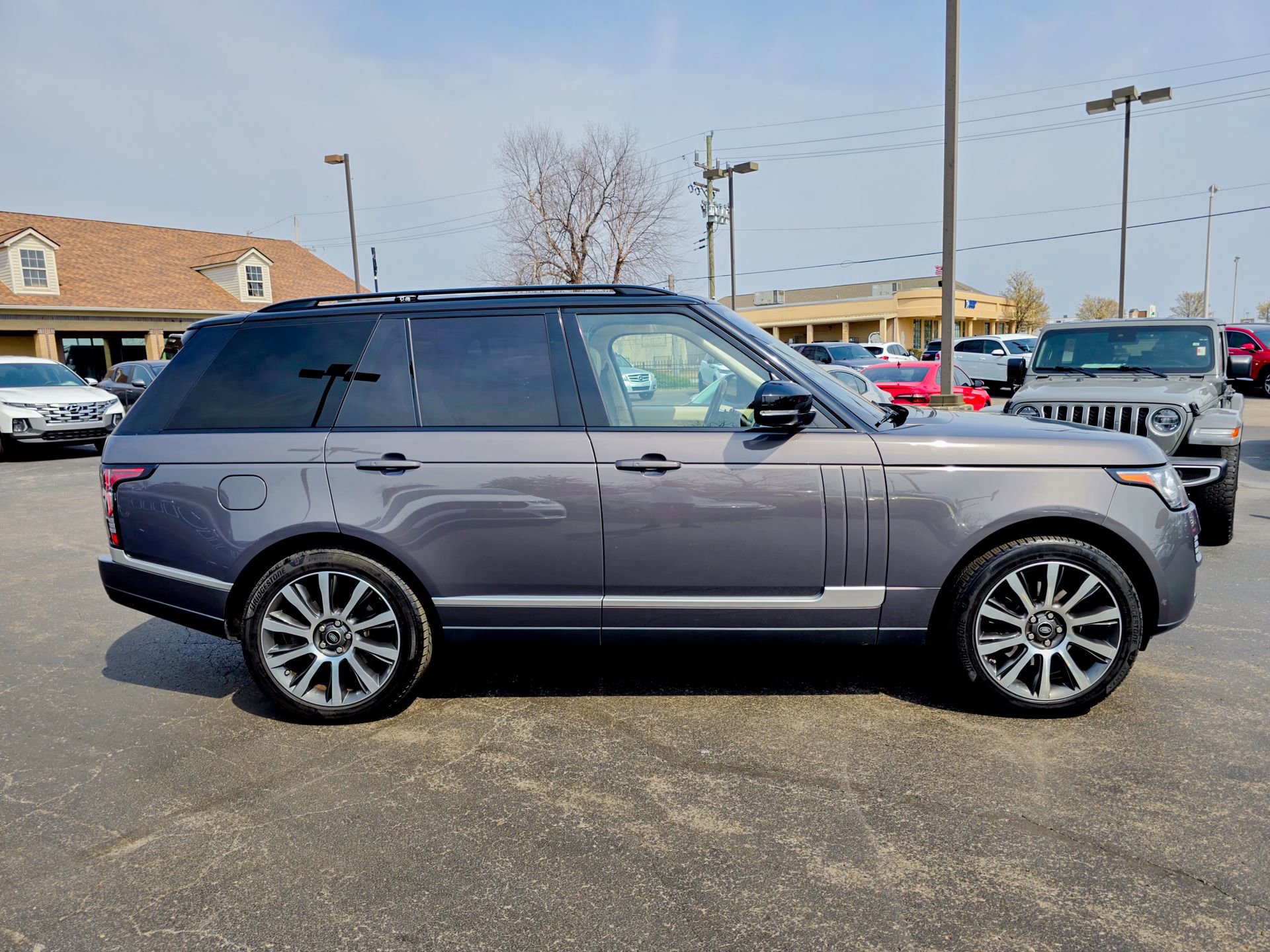 Used 2016 Land Rover Range Rover HSE AWD/4WD image 23