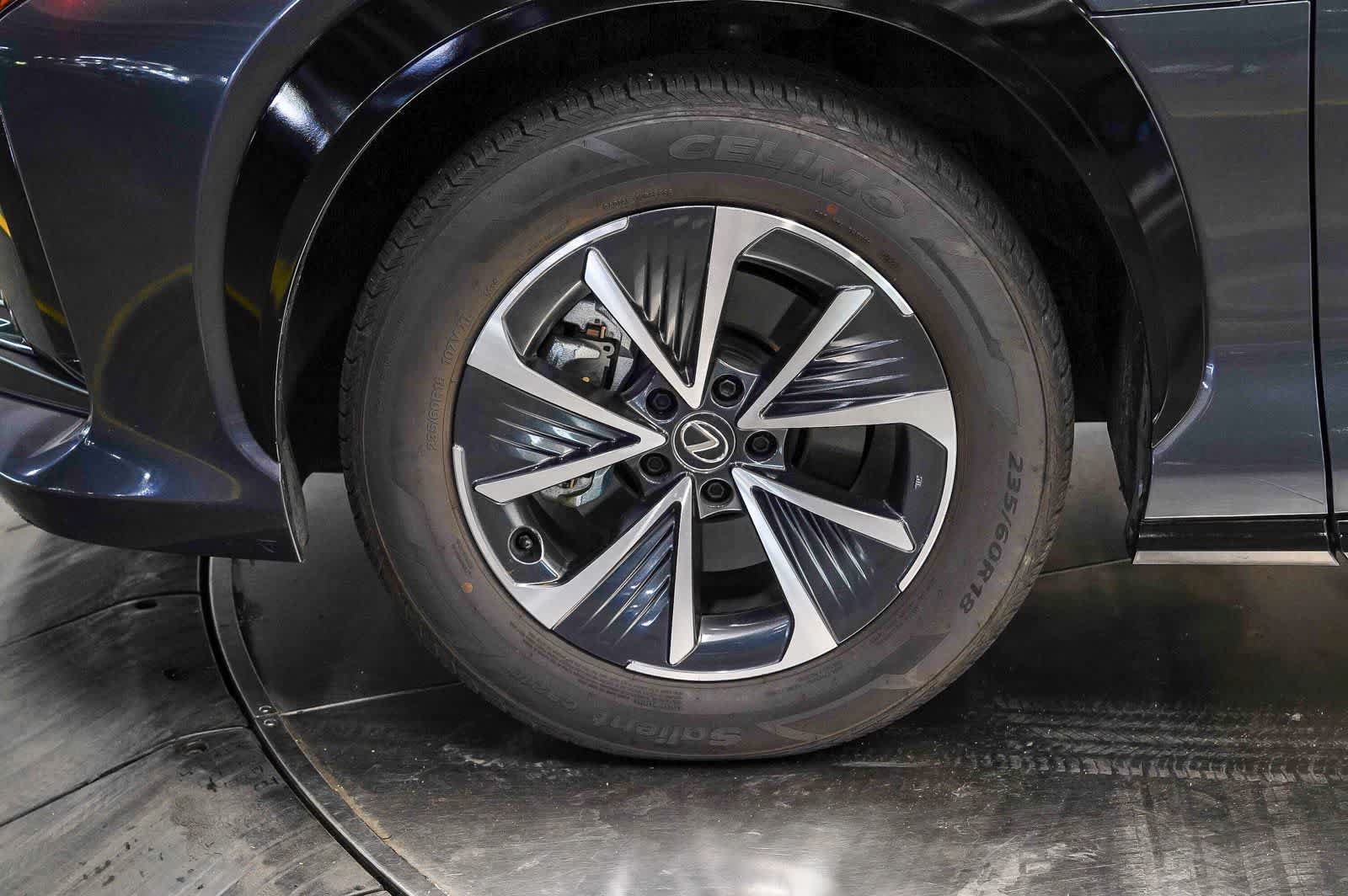 Used 2024 Lexus RZ 300e Premium FWD image 9