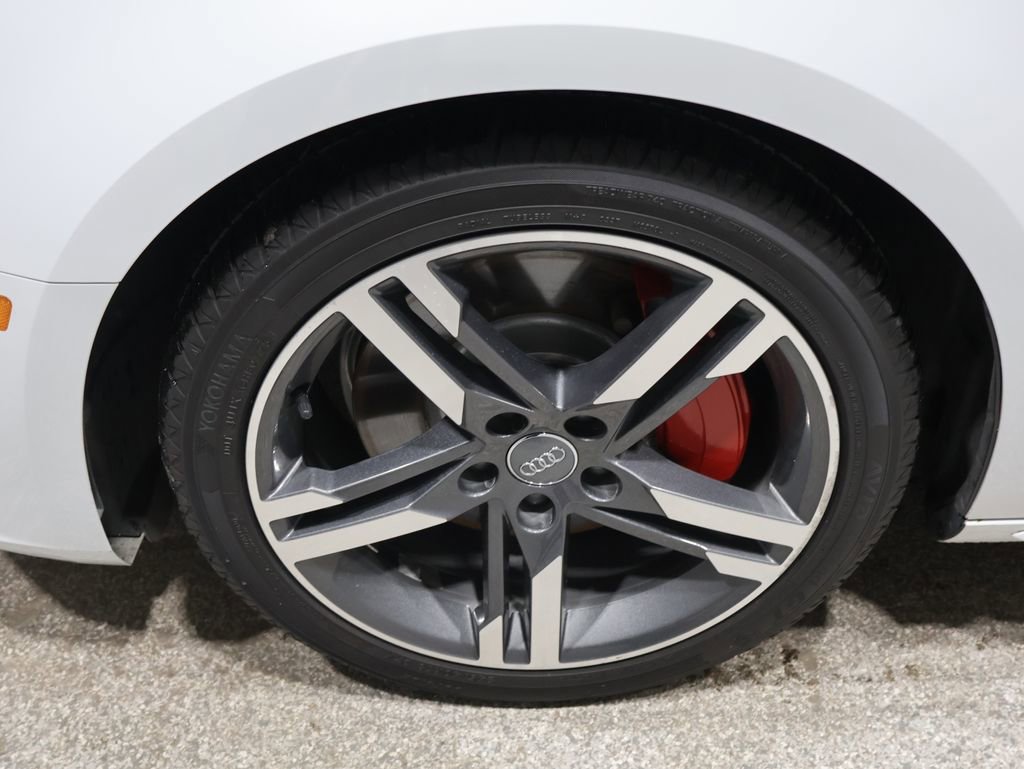 Used 2017 Audi A4 2.0T Premium Plus w/ Premium Plus Package image 9