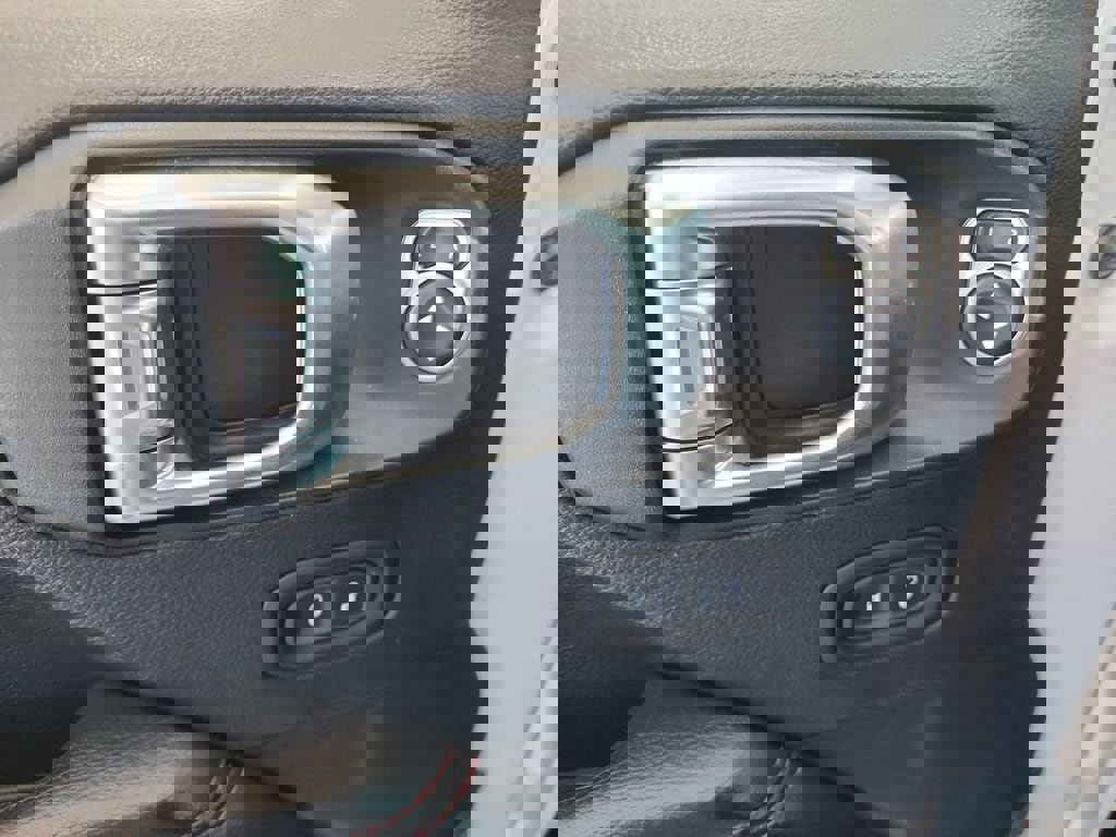 Used 2018 Jeep Wrangler Unlimited Rubicon image 23