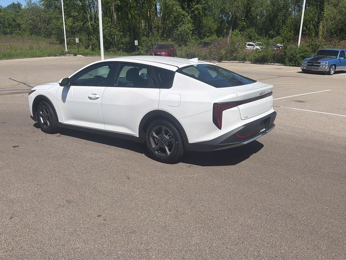 Used 2025 Kia K4 FWD image 3