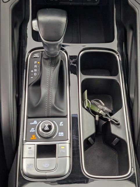Used 2025 Kia Telluride S image 24