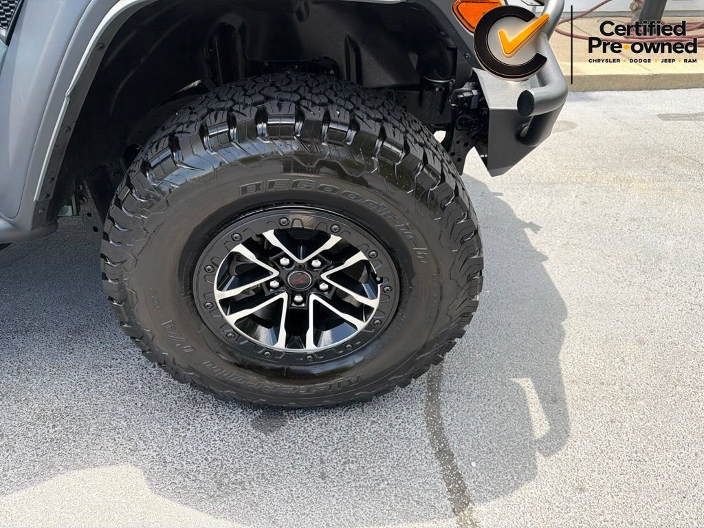 Certified 2024 Jeep Wrangler Unlimited Rubicon w/ XTREMEE 35" Tire Package AWD/4WD image 24