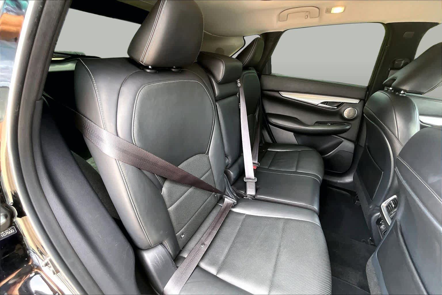 Used 2019 INFINITI QX50 Essential w/ Premium Audio Package AWD/4WD image 19