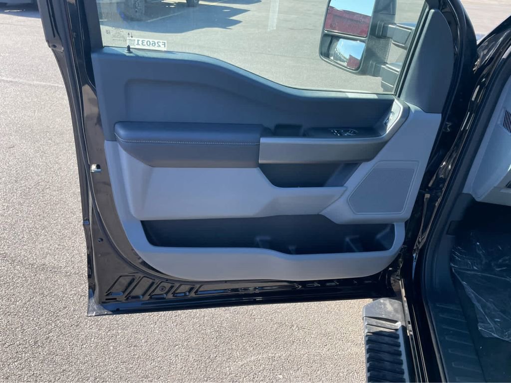 New 2026 Ford F350 XL w/ STX Appearance Package AWD/4WD image 13