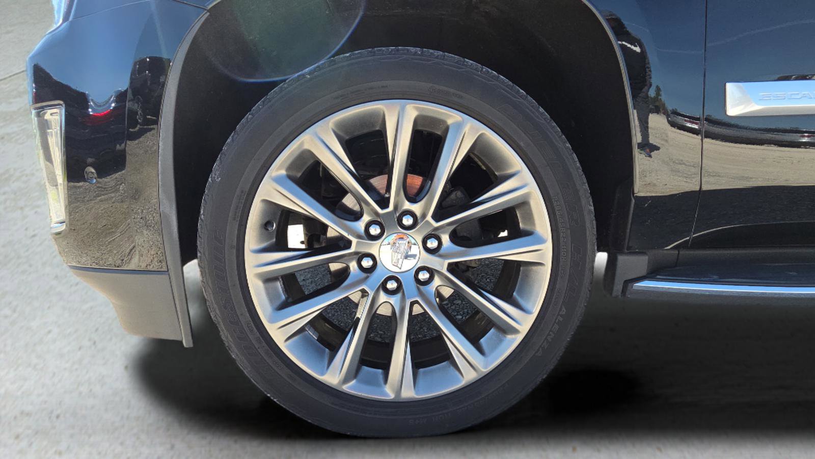 Used 2020 Cadillac Escalade Luxury image 35