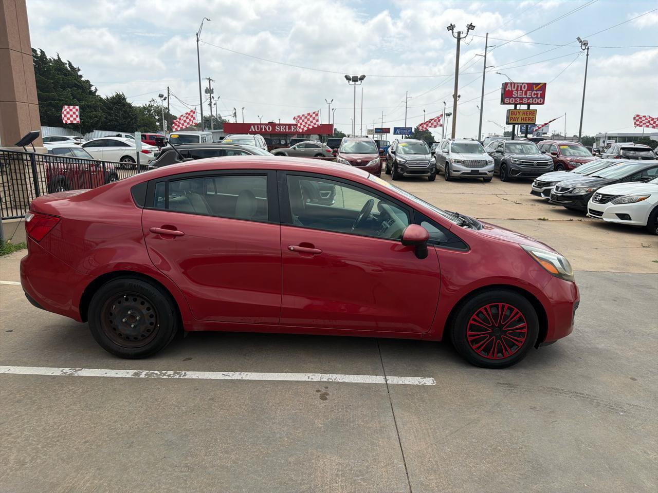 Used 2015 Kia Rio LX FWD image 4