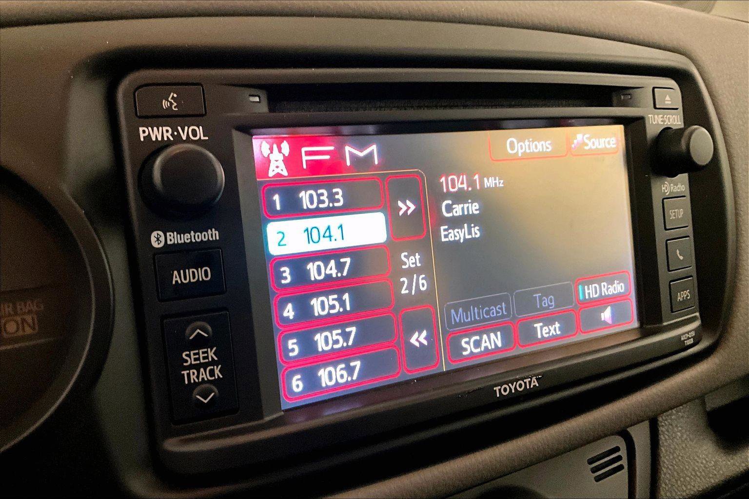 Used 2016 Toyota Yaris LE image 20