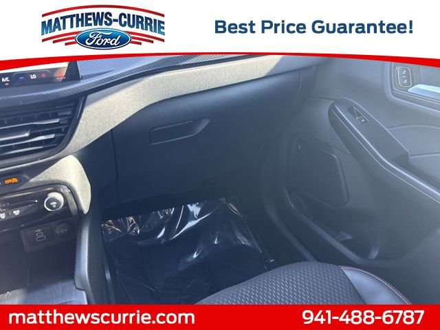 Certified 2024 Ford Escape ST-Line w/ Tech Pack #1 FWD image 24
