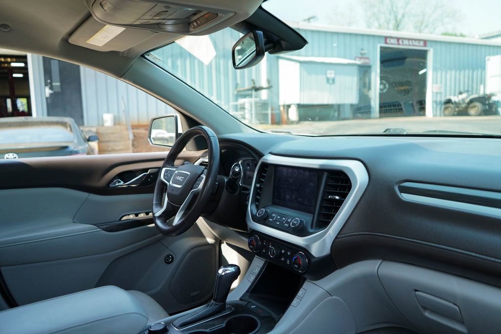 Used 2018 GMC Acadia SLT FWD image 35