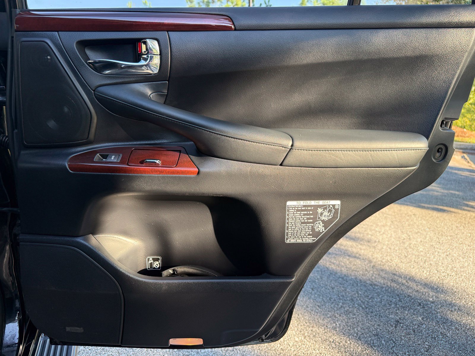 Used 2015 Lexus LX 570 4WD image 48