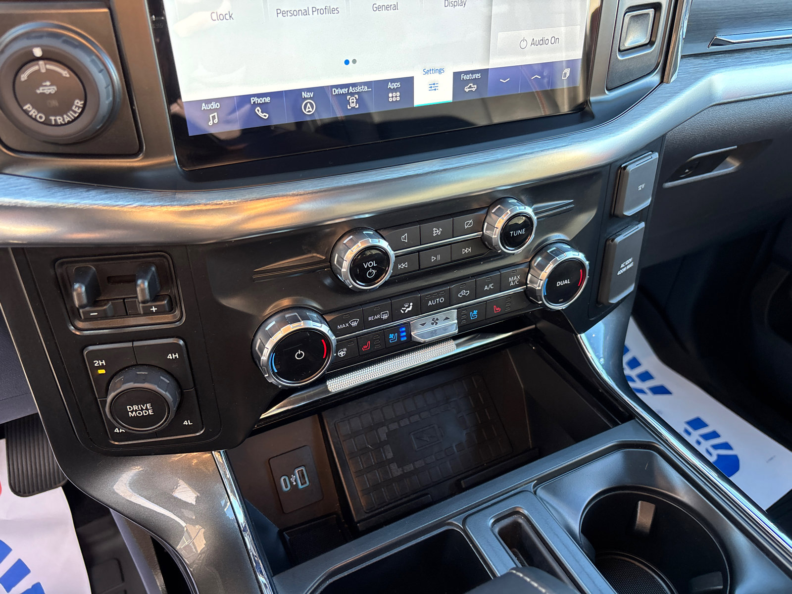 Used 2022 Ford F150 Lariat w/ Equipment Group 502A High image 22