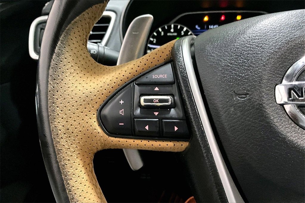 Used 2016 Nissan Maxima SR image 11