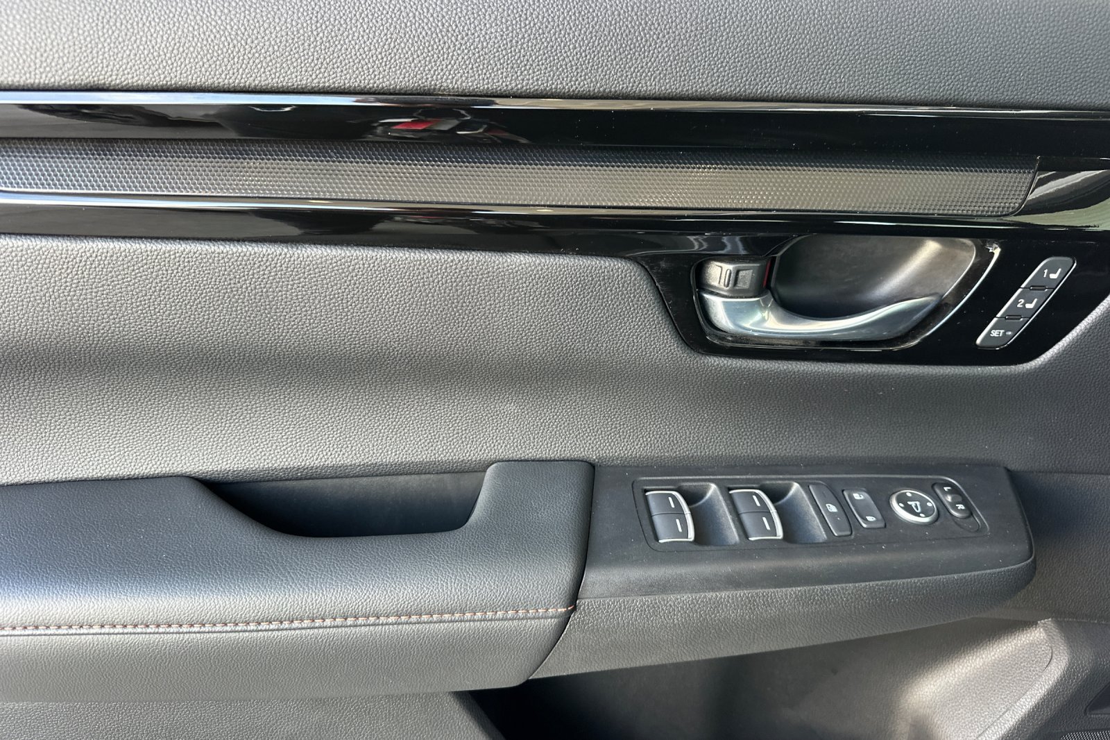 Used 2023 Honda CR-V Sport Touring image 10