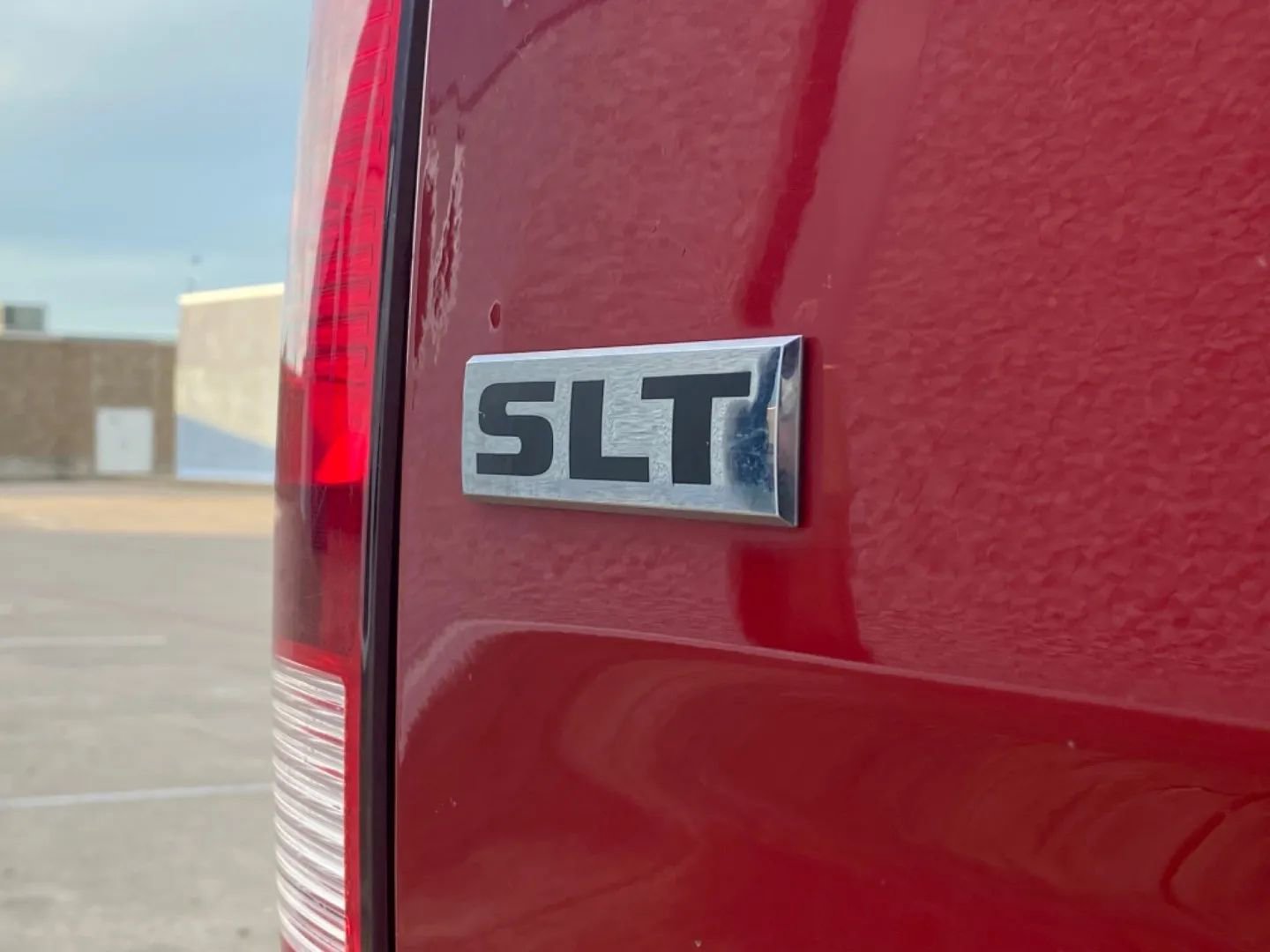 Used 2017 RAM 2500 SLT image 37