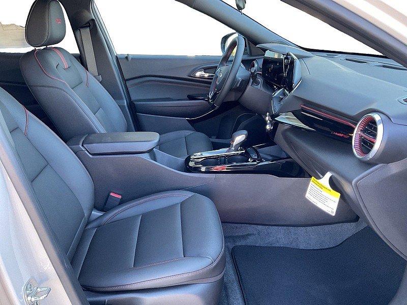 New 2026 Chevrolet Trax RS w/ Sunroof Package image 10