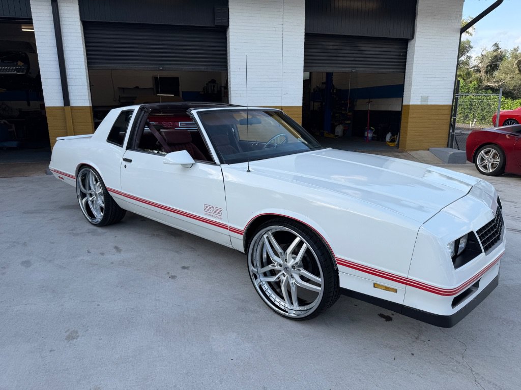 Used 1987 Chevrolet Monte Carlo SS RWD image 1