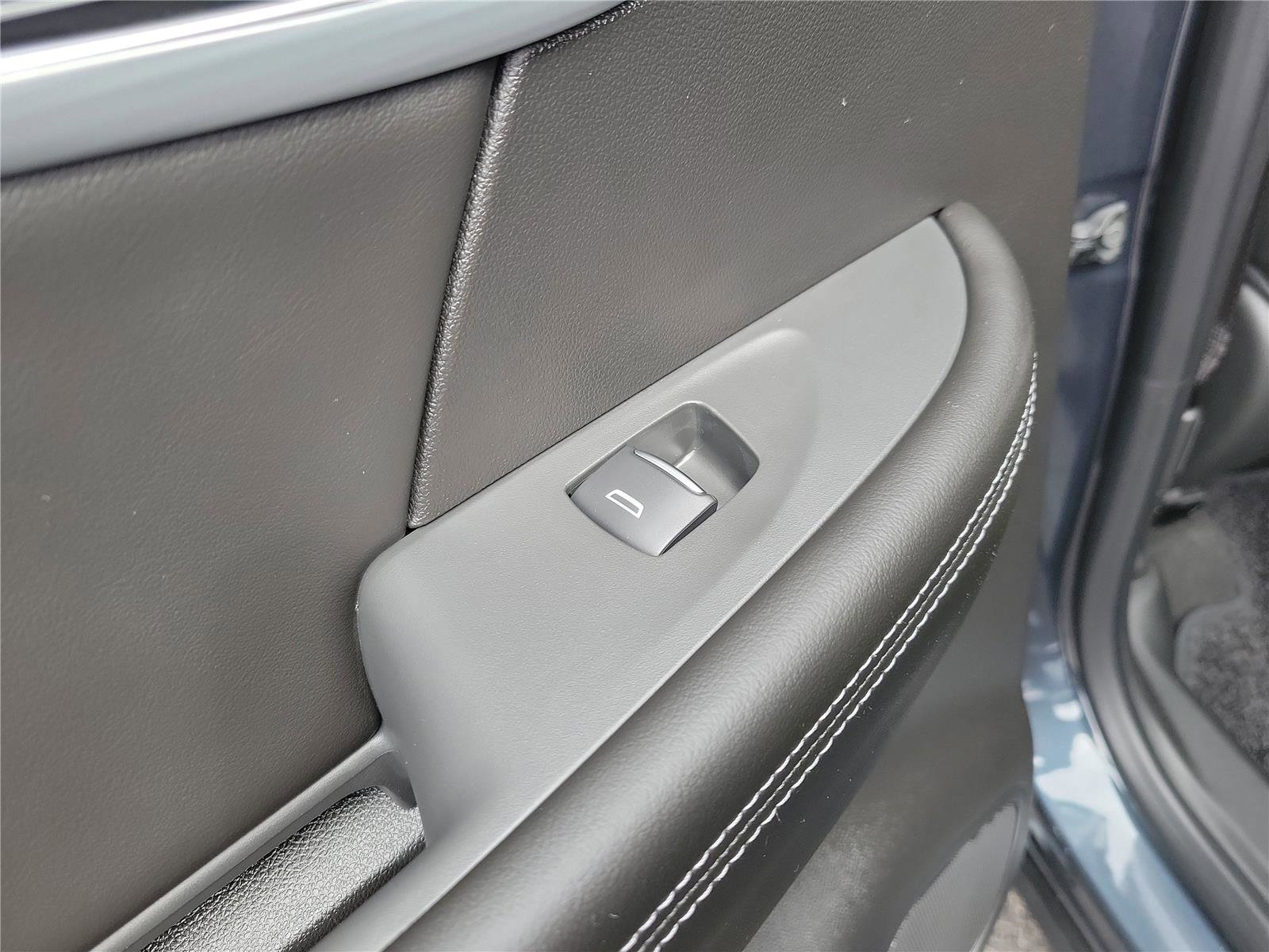 New 2026 Buick Envision Avenir image 15